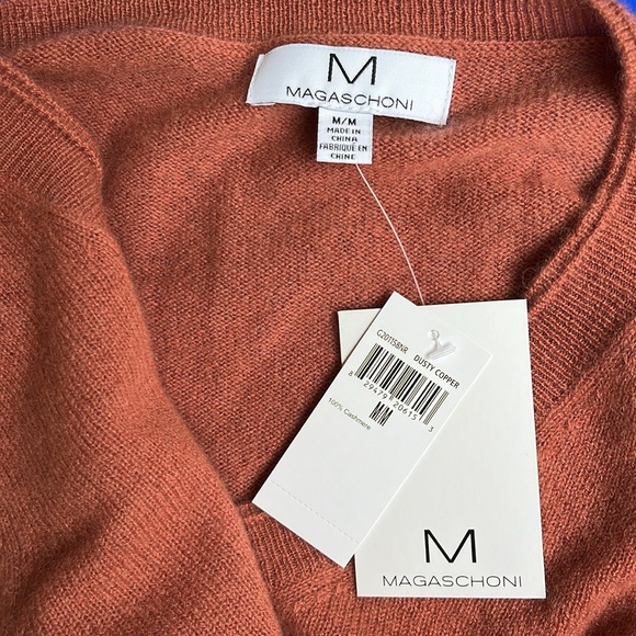 100% cashmere v neck sweater Magaschoni - Picture 3 of 5